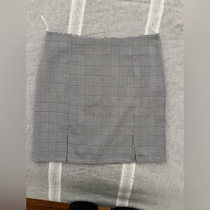 Windsor gray plaid mini Skirt with slits
